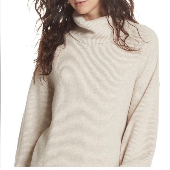 Free People Cream Softly Structured Tunic Sweater Size M Oversized - Picture 2 of 9